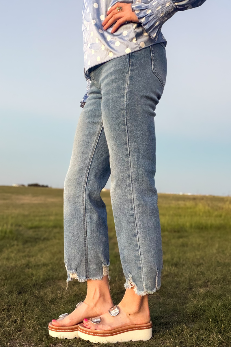 Outlaw Crop Jeans - Light Wash