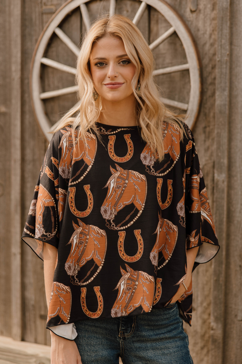 The Lucky Horse Shoe Top