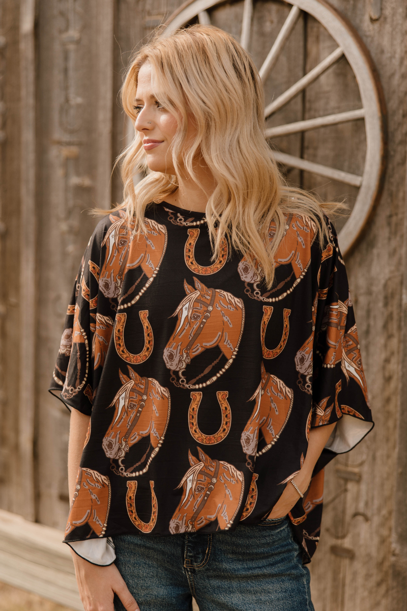 The Lucky Horse Shoe Top